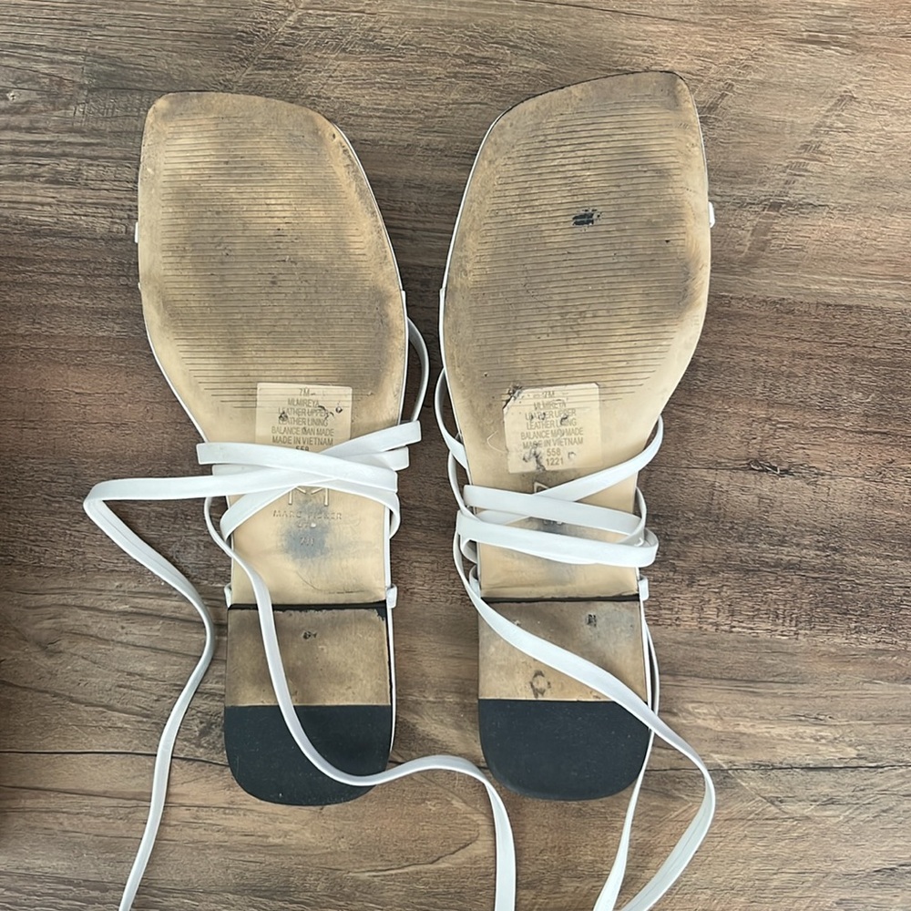 Marc Fisher Mireya Strappy Ankle Wrap Sandals Ivory 7 - Picture 4 of 4